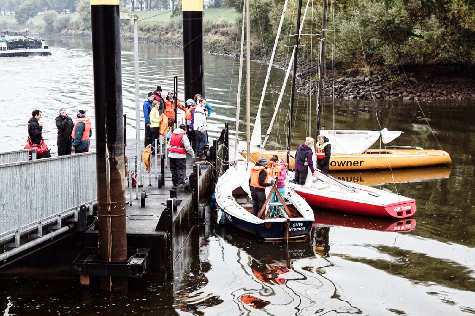 Wartungsarbeiten Ponton